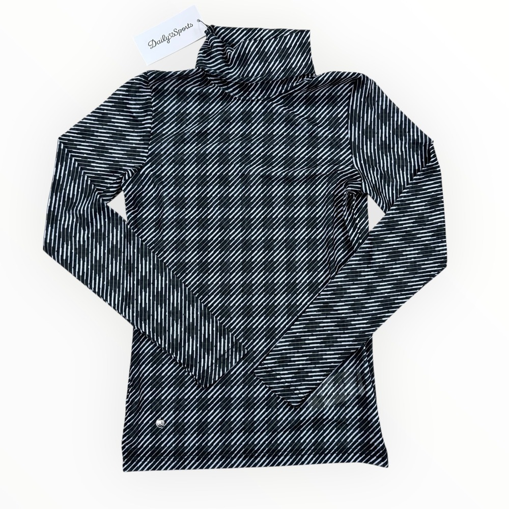 Daily Sports Shirt Womens‎ XS Black Gray Plaid Turtleneck Long Sleeve Golf